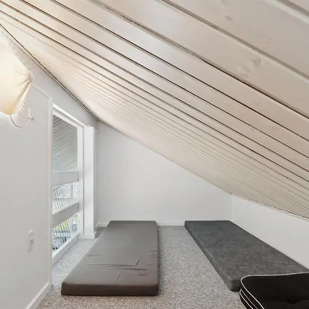 Aarre - 1km From The Sea By Interhome