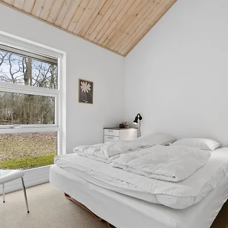 Aarre - 1km From The Sea By Interhome *
